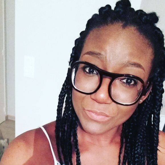 Meet your Posher, Victoire - Picture 1 of 1